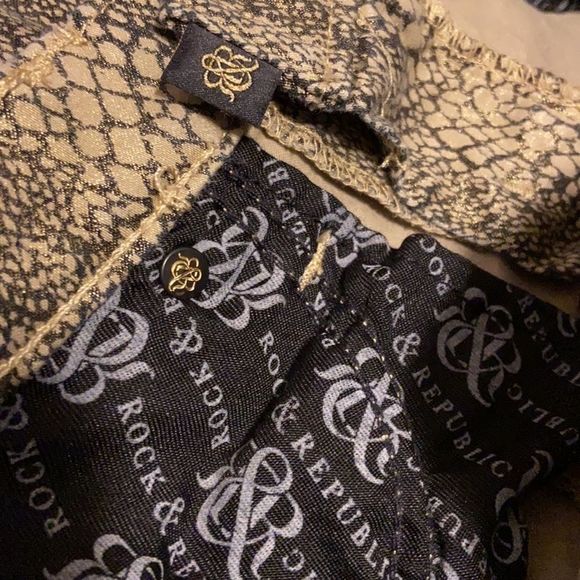 Rock & Republic Berlin Snakeskin Metallic Pant - Picture 8 of 9